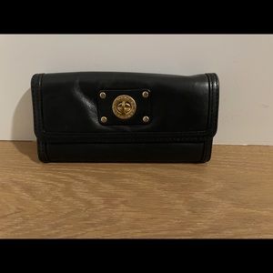 Marc by Marc Jacobs Turn lock wallet